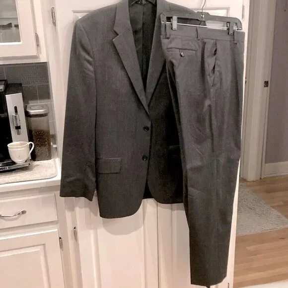 Banana Republic dark Gray Wool Classic Two Button Suit Set 42L 32x34